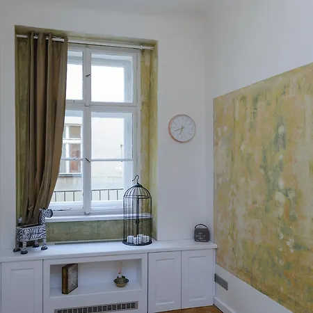 Pinkova Apartment