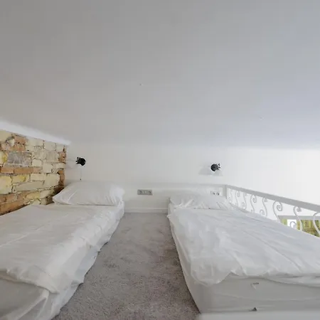 Apartment Pinkova *